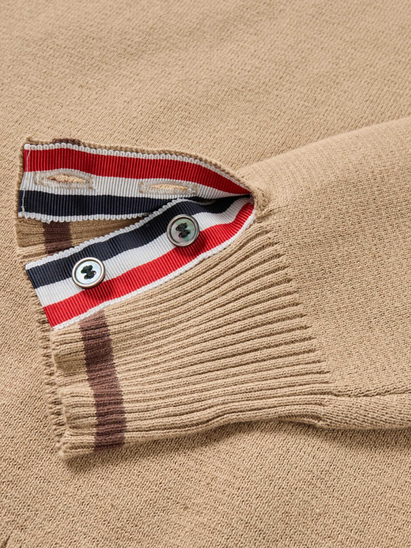 2025  Pullover sweater