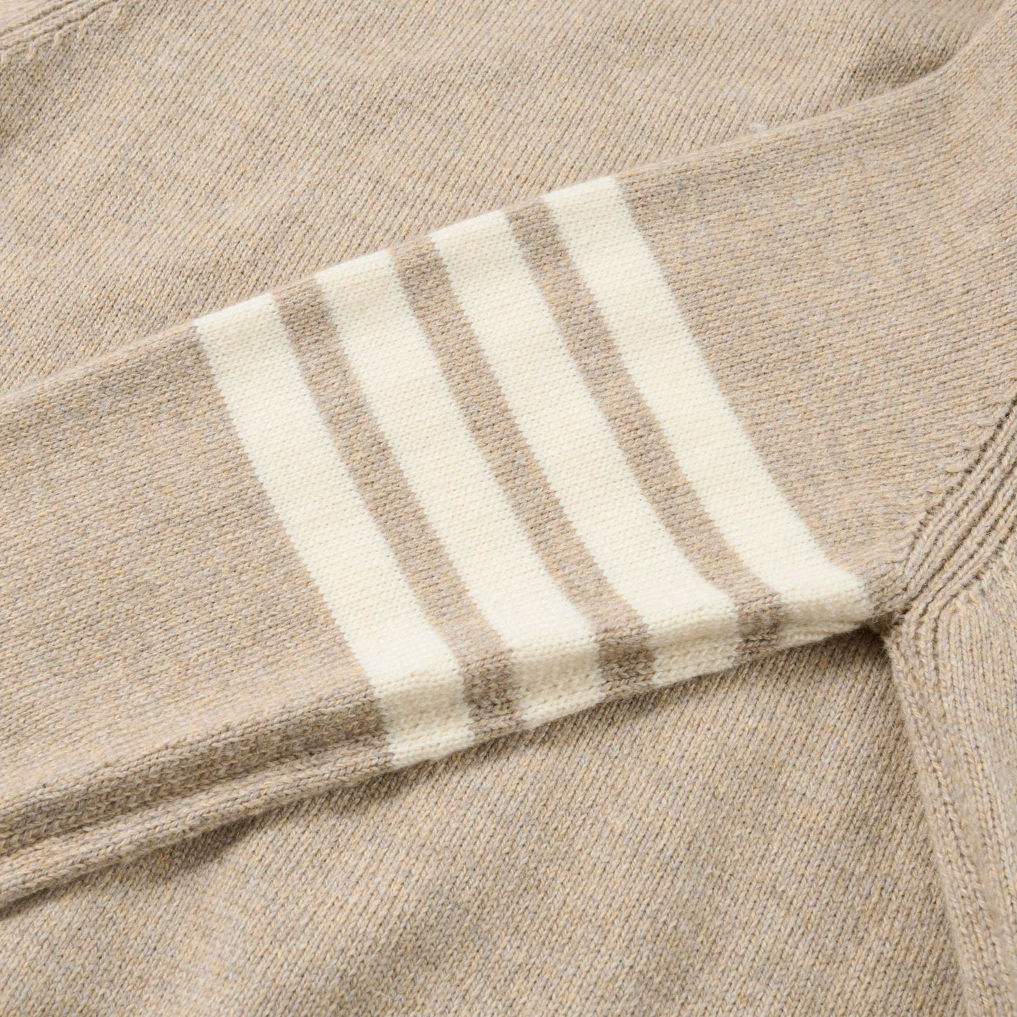 2025 New round neck knit sweater