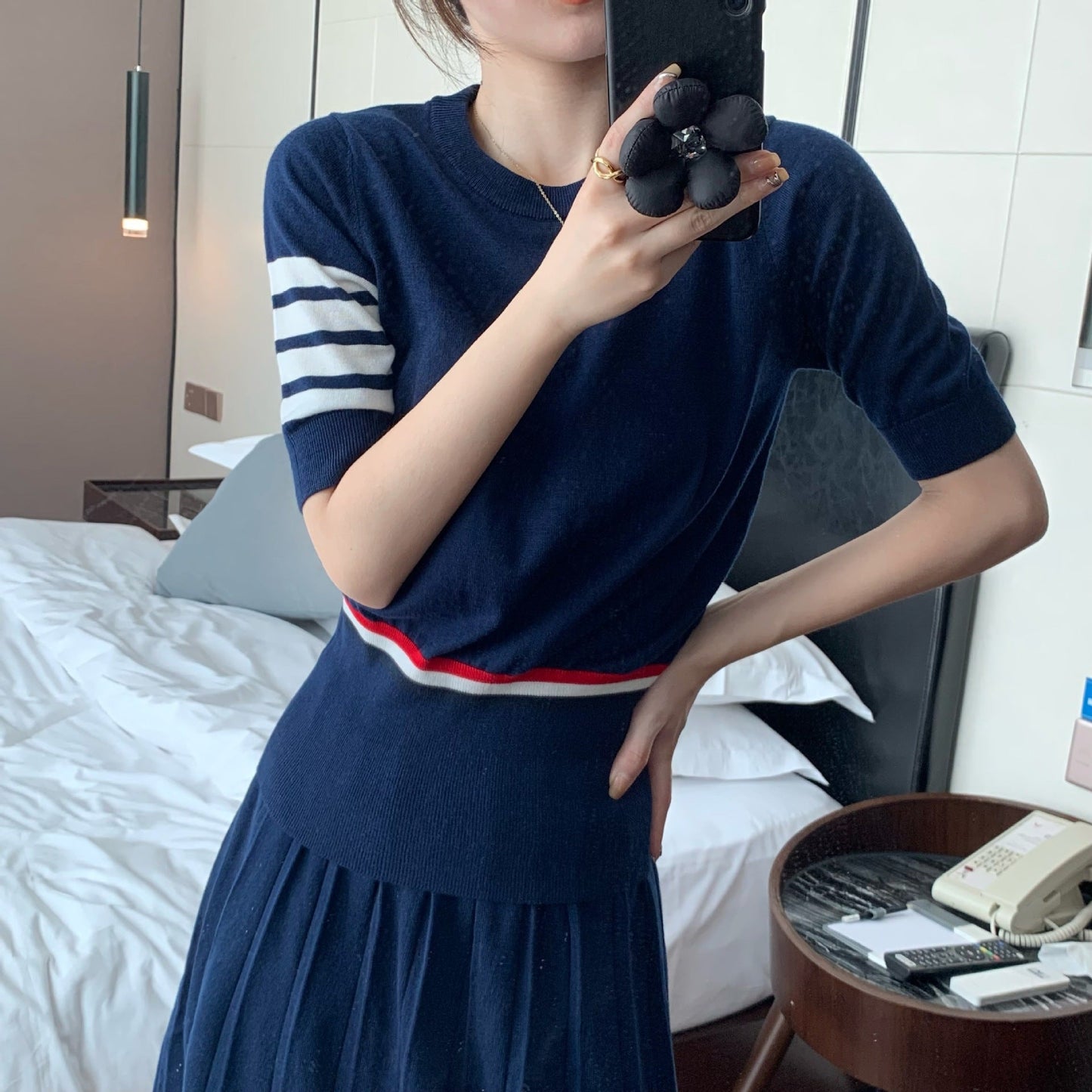 2025  Knitted skirt suit