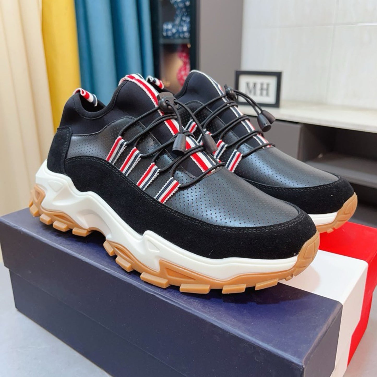 2025 Men Sneakers