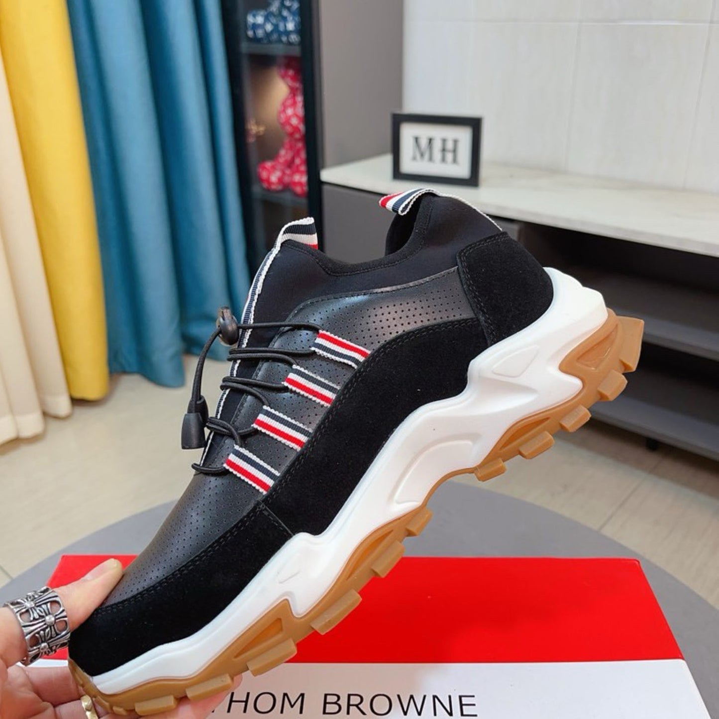 2025 Men Sneakers