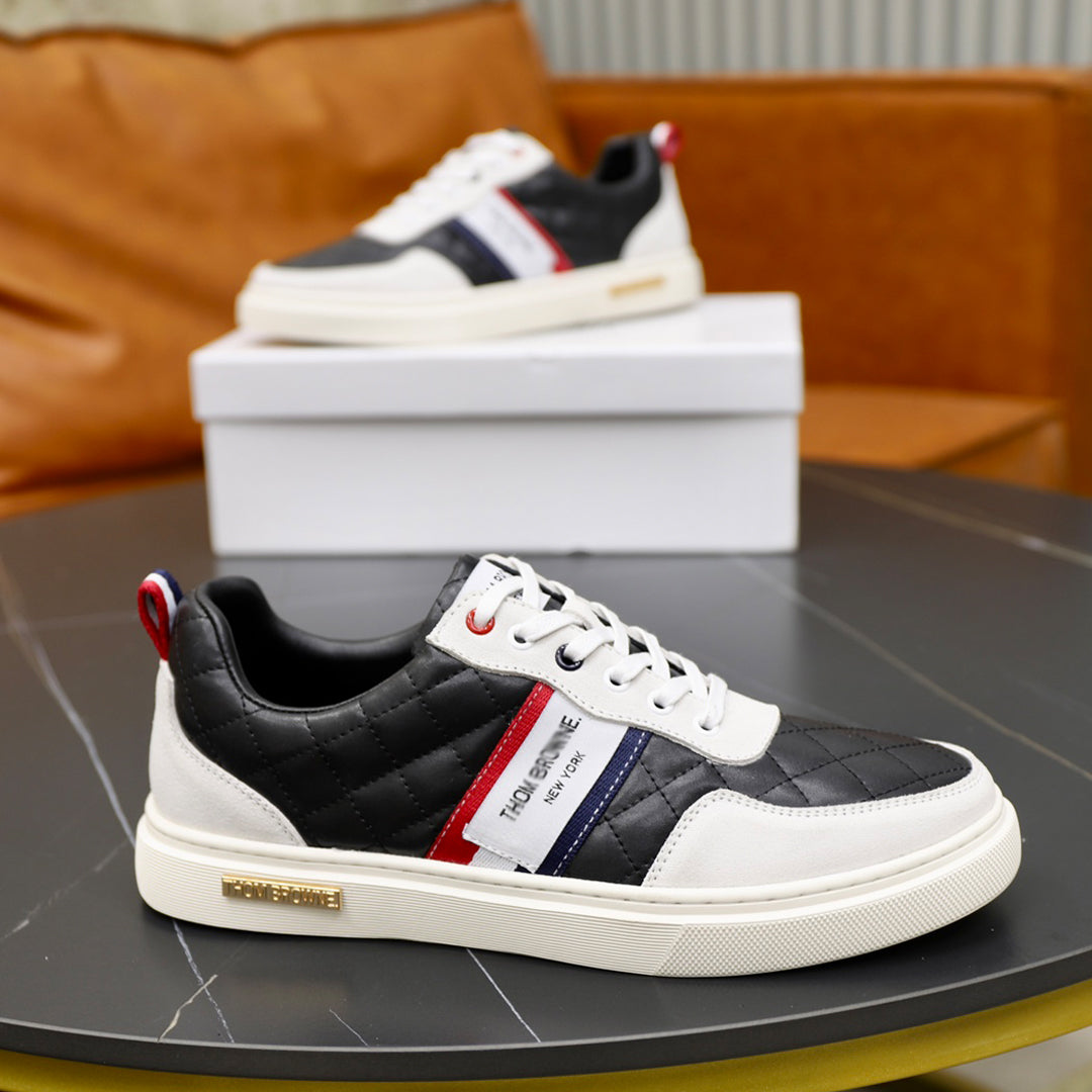 2025 Leather sneakers